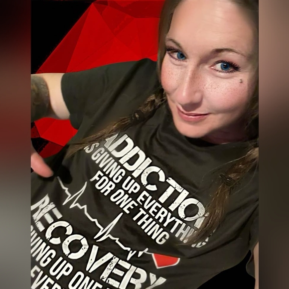 Meet your Posher, Rachel - Picture 1 of 2